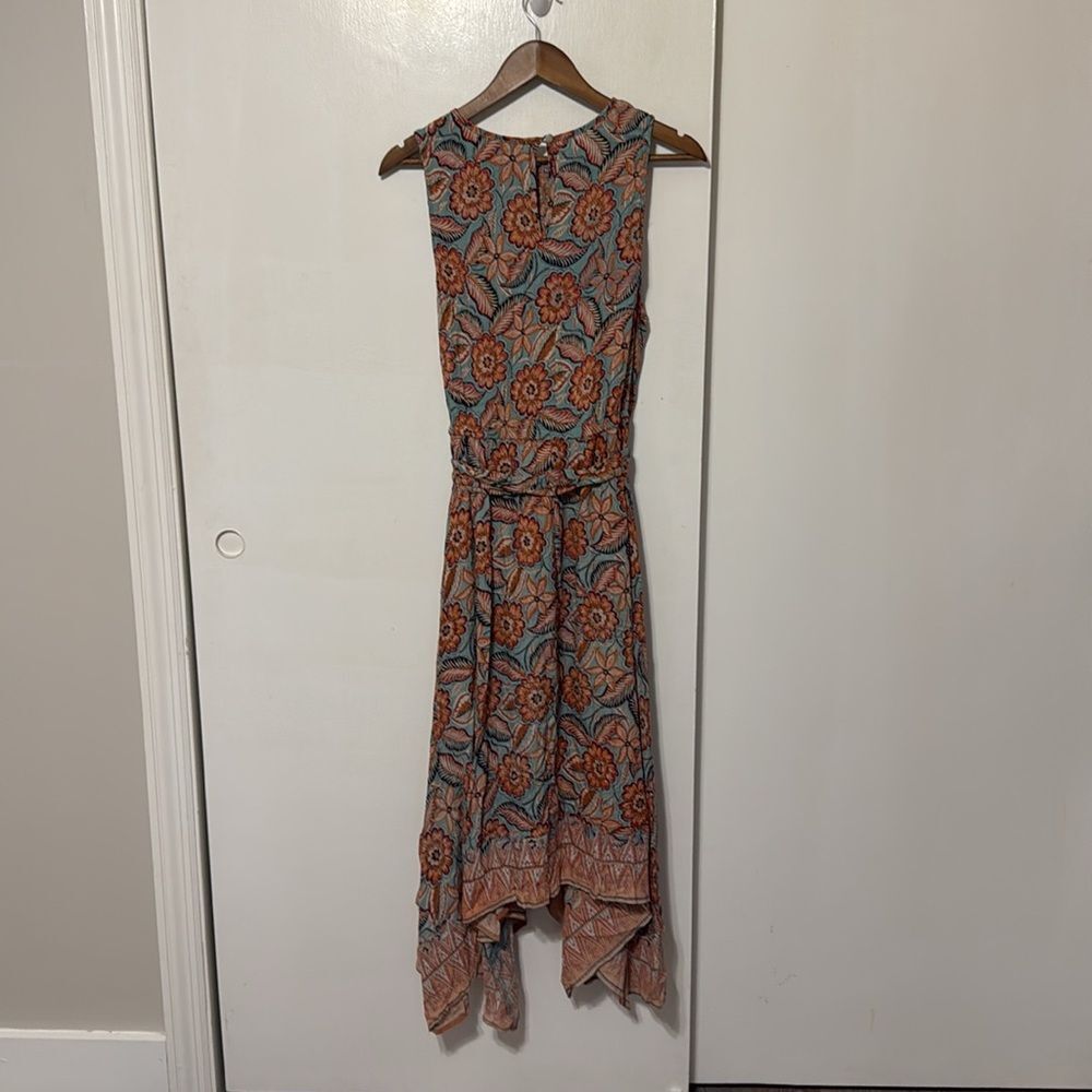 NWT Floral Shark Bite Hem Tank Dress with Waist Belt Tie Large Summer - Picture 9 of 11